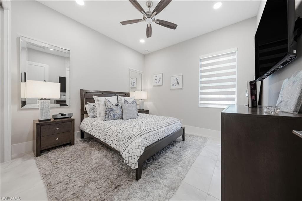 9700 Moonflower LN-23
