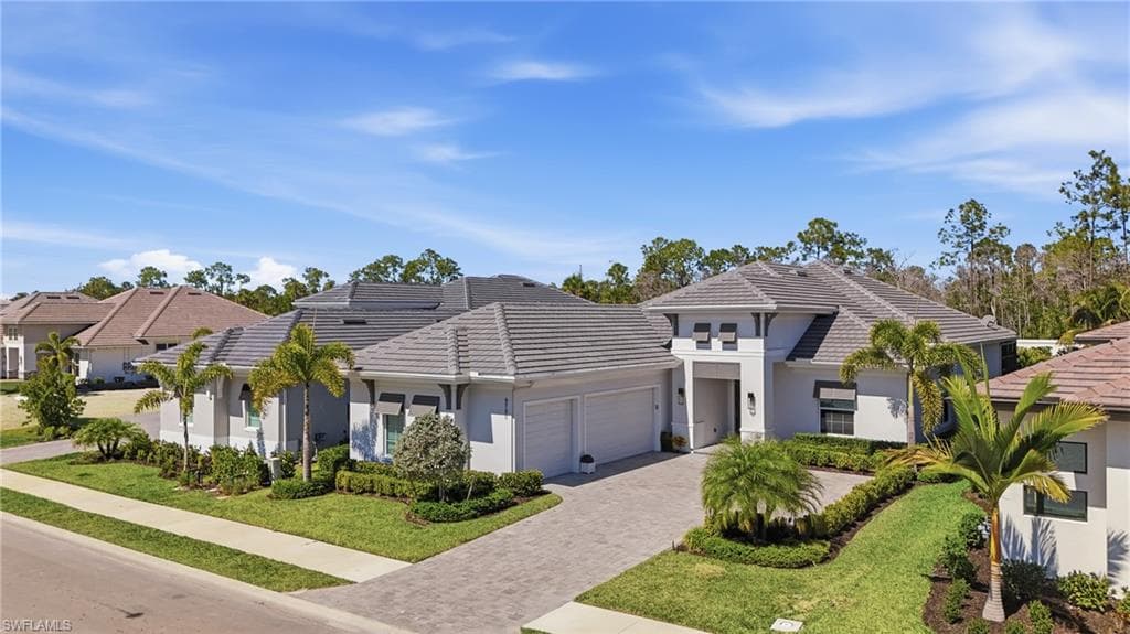 9700 Moonflower LN-38