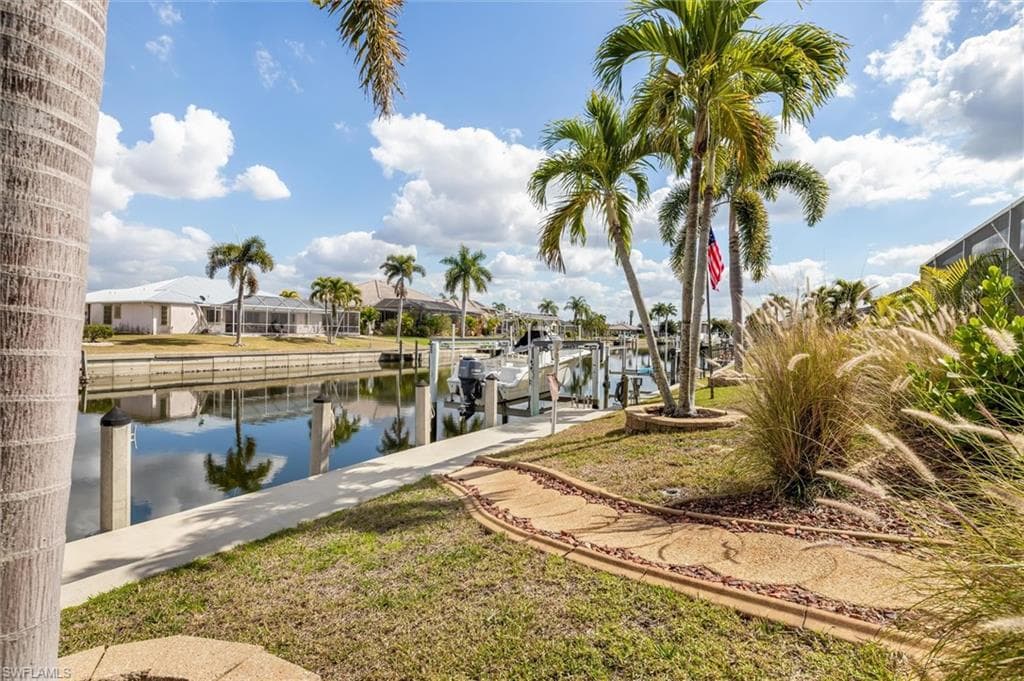 1131 Via Tripoli, PUNTA GORDA FL 33950-39