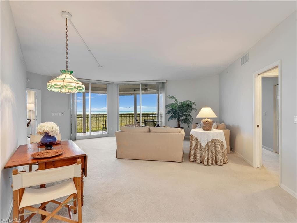 1001 Arbor Lake DR 707-4