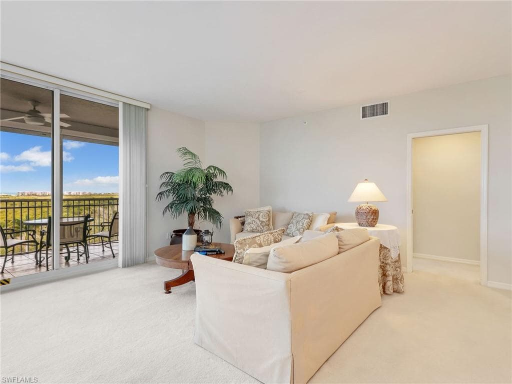 1001 Arbor Lake DR 707-9