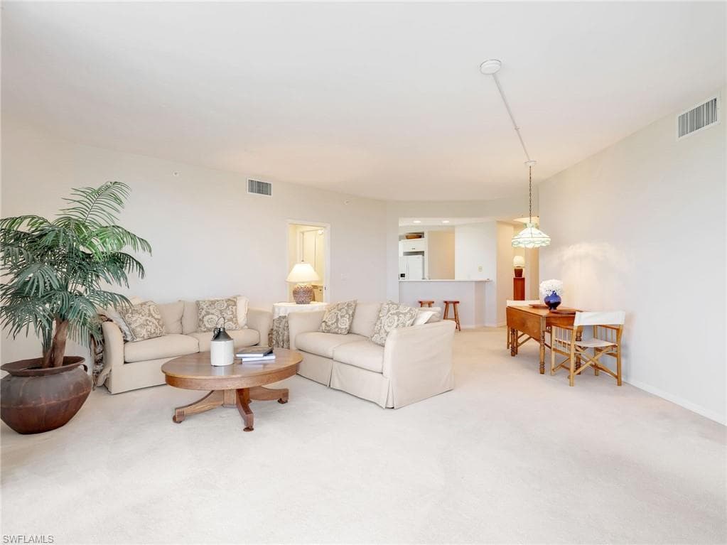 1001 Arbor Lake DR 707-10