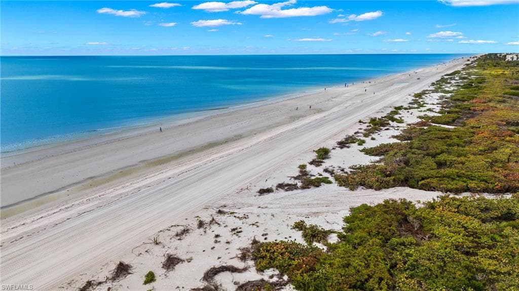 805 E Gulf DR # D, SANIBEL FL 33957-2