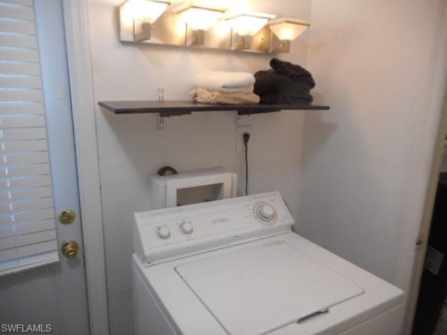 5731 Captain John Smith LOOP, NORTH FORT MYERS FL 33917-23