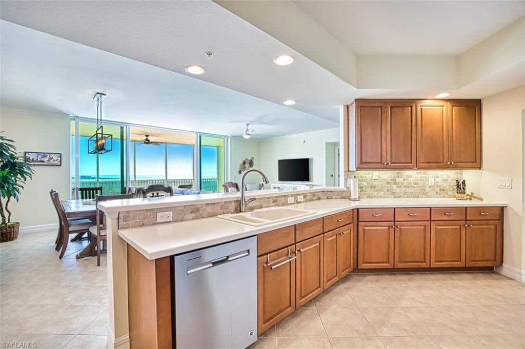 12601 Mastique Beach BLVD 1802-11