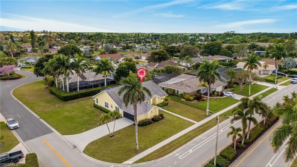 390 Saint Andrews BLVD-32