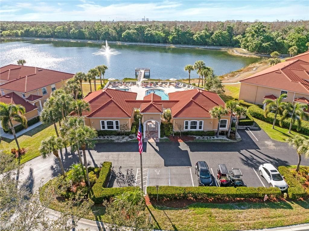 14080 Eagle Ridge Lakes DR # 201, FORT MYERS FL 33912-37