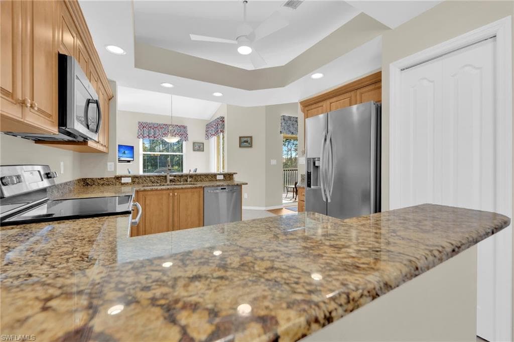 14080 Eagle Ridge Lakes DR # 201, FORT MYERS FL 33912-9