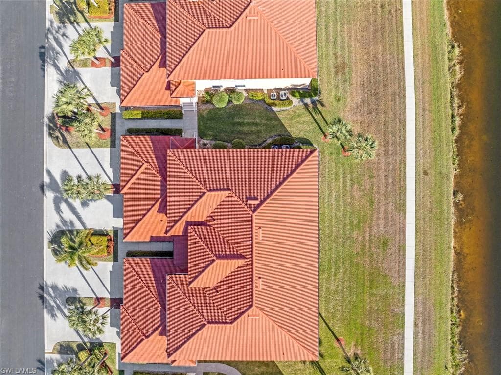 14080 Eagle Ridge Lakes DR # 201, FORT MYERS FL 33912-36