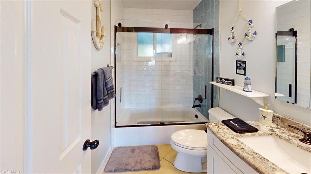 560 E Valley DR, BONITA SPRINGS FL 34134-5