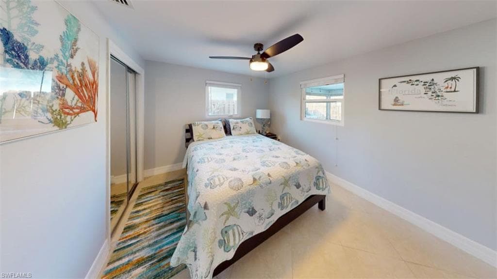 560 E Valley DR, BONITA SPRINGS FL 34134-11