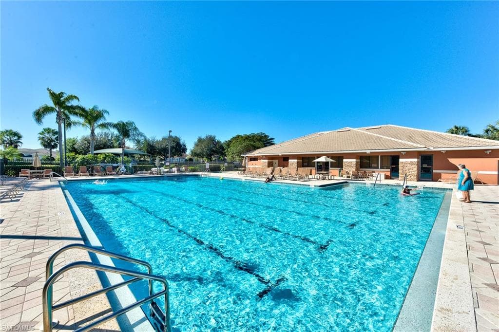 21340 Lancaster RUN # 1327, ESTERO FL 33928-22