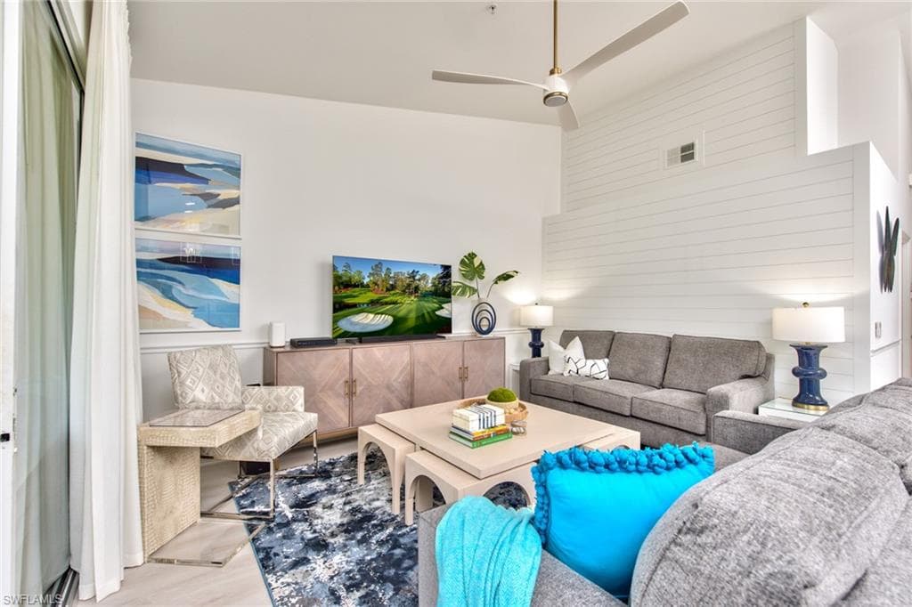 21340 Lancaster RUN # 1327, ESTERO FL 33928-1