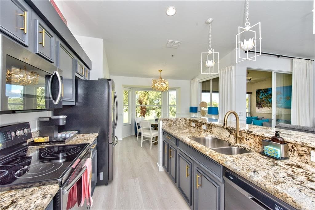 21340 Lancaster RUN # 1327, ESTERO FL 33928-6