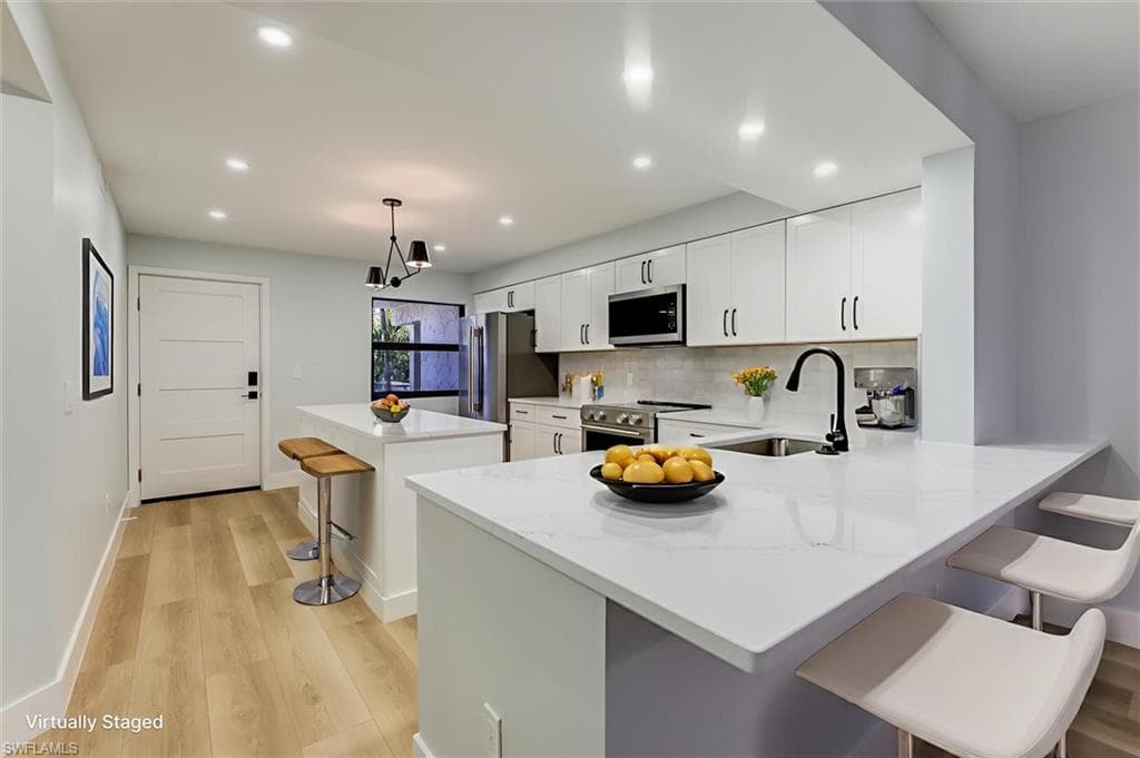 2445 W Gulf DR 6D-5