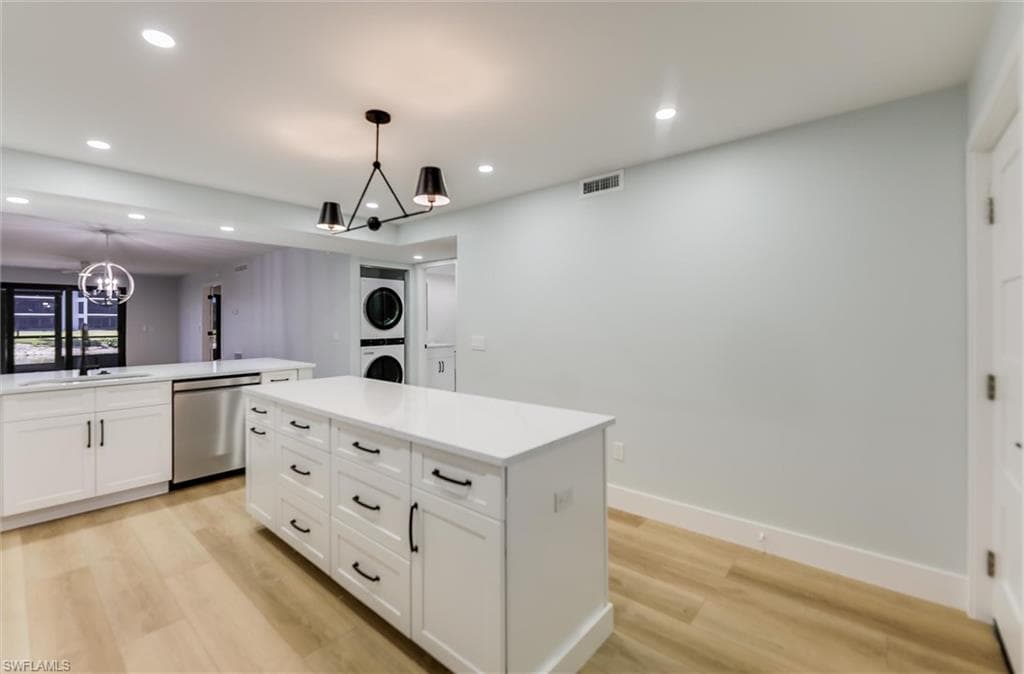 2445 W Gulf DR 6D-2