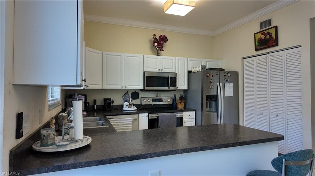 3829 Schoolhouse RD E # 3, FORT MYERS FL 33916-5