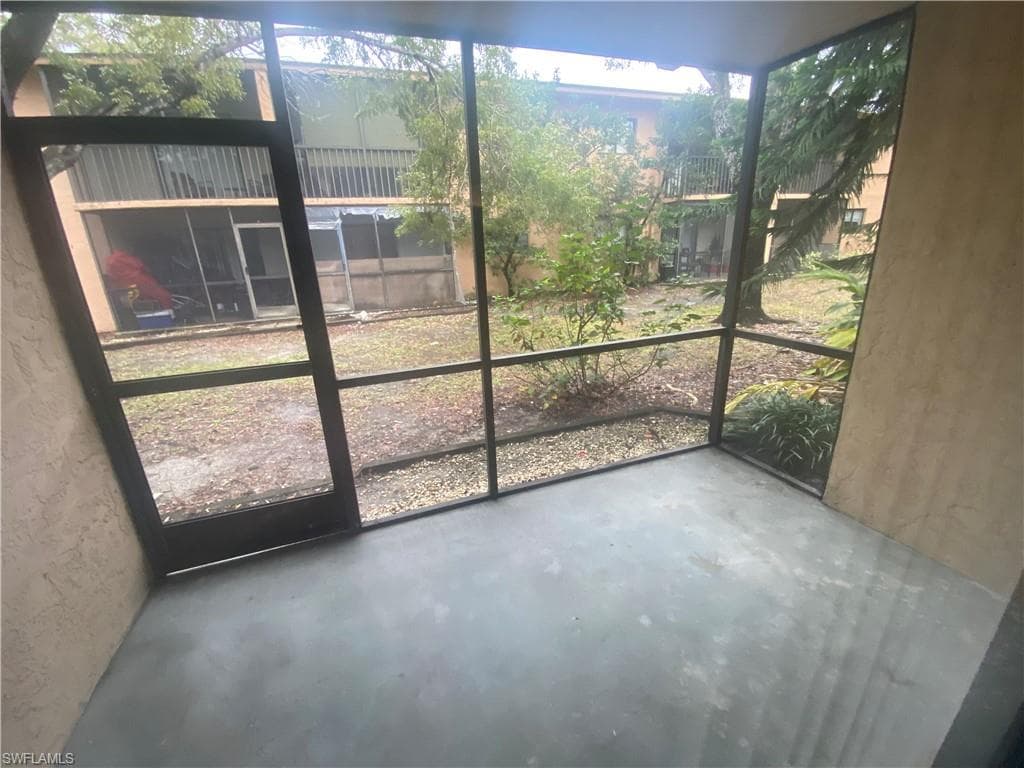 2670 Park Windsor DR # 405, FORT MYERS FL 33901-4