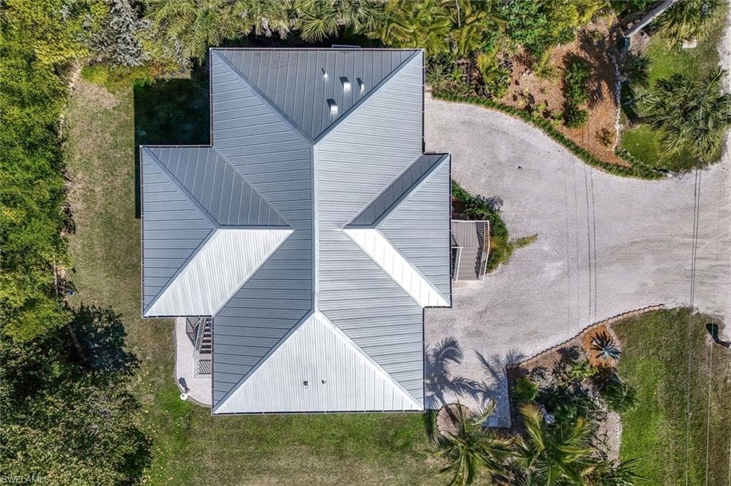 555 Piedmont RD, SANIBEL FL 33957-3