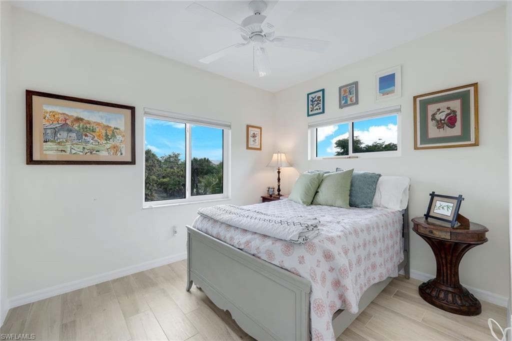 555 Piedmont RD, SANIBEL FL 33957-20