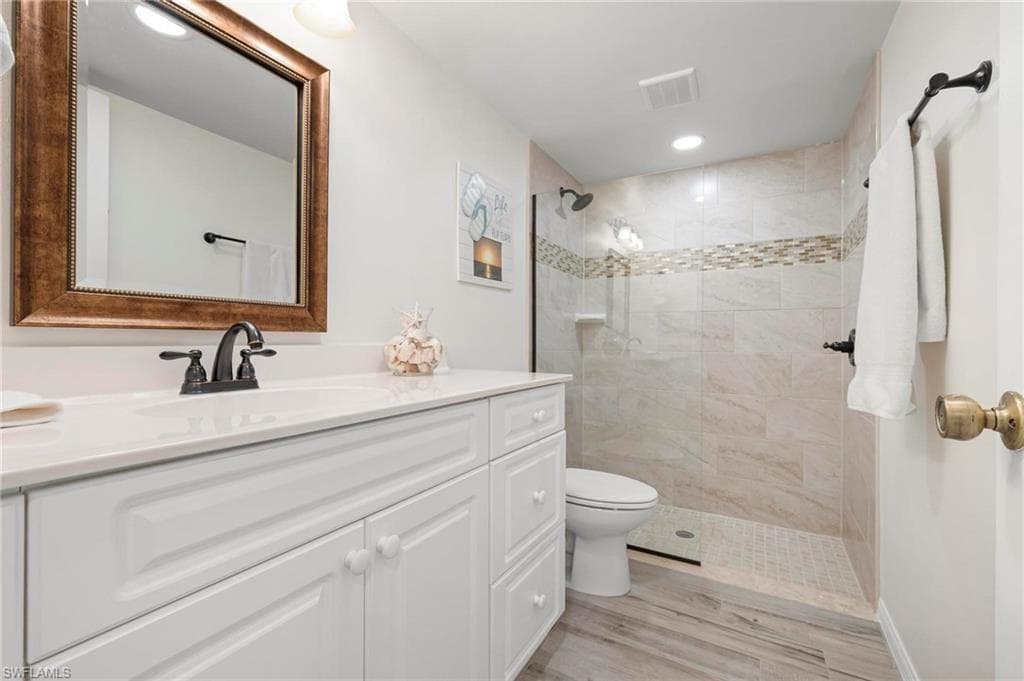 4206 SE 20th PL 101-17
