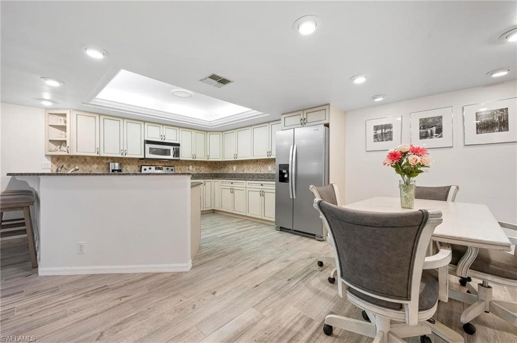 4206 SE 20th PL 101-3