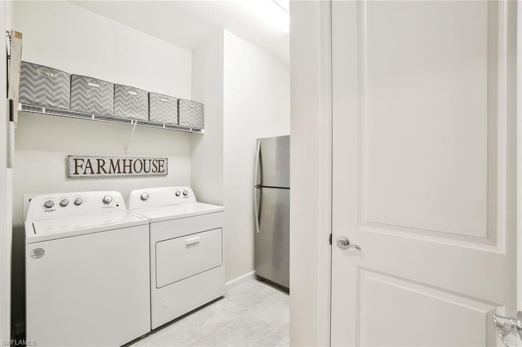 9772 Willet CT, NAPLES FL 34120-28