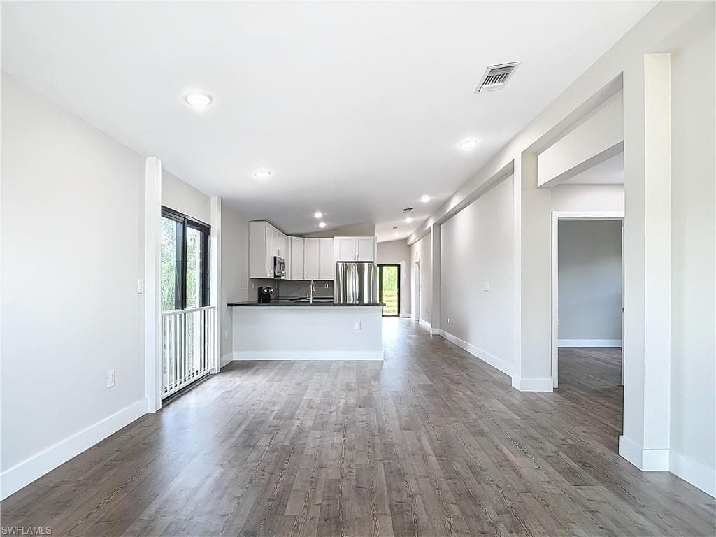 2505 Storter AVE, NAPLES FL 34112-5