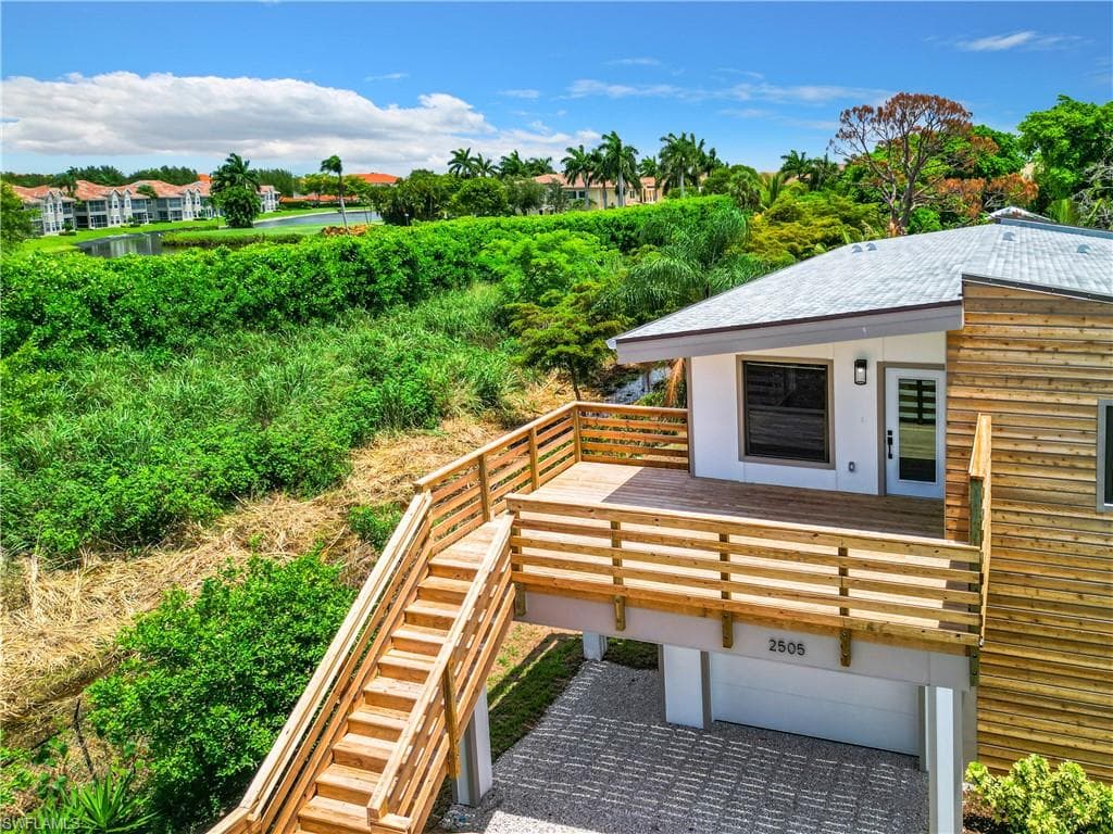 2505 Storter AVE, NAPLES FL 34112-42