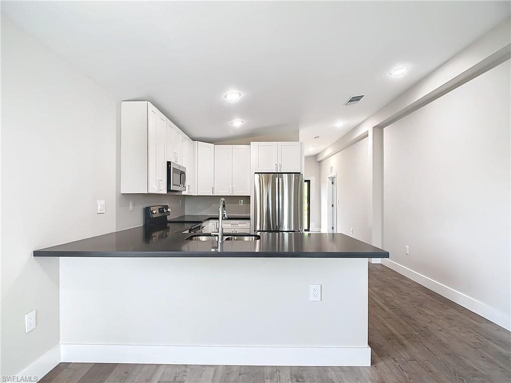 2505 Storter AVE, NAPLES FL 34112-11