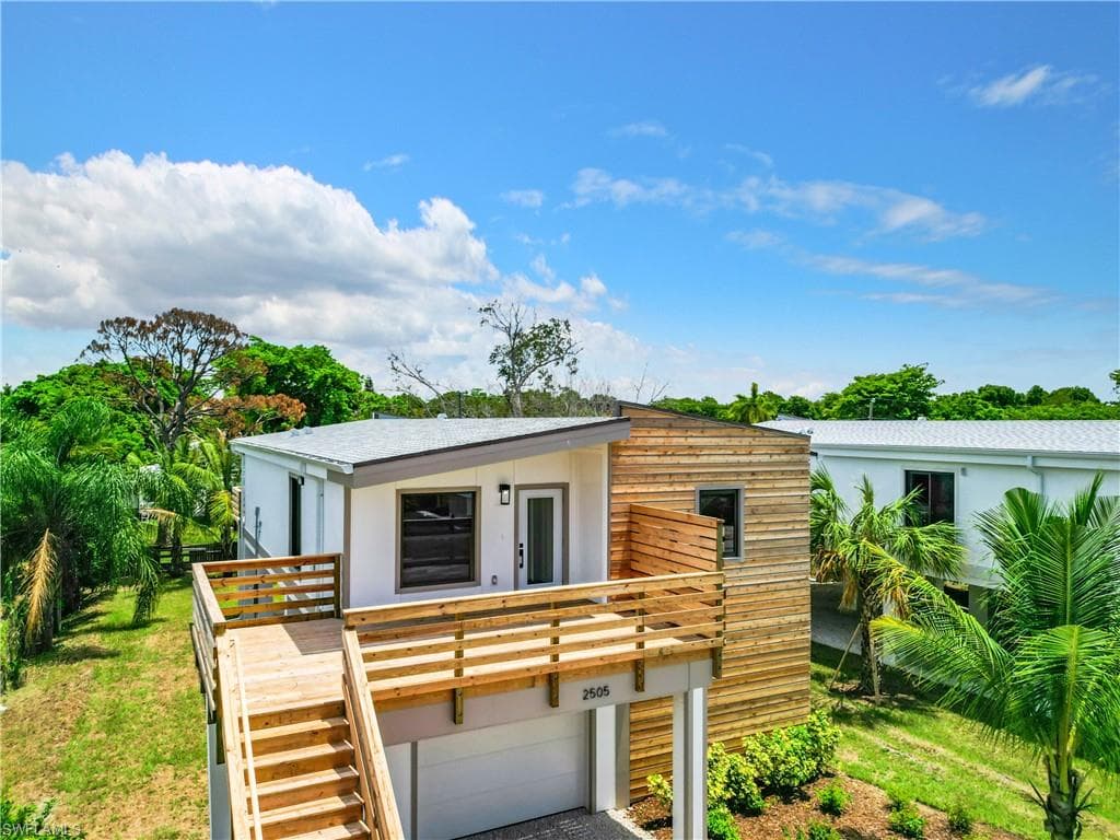 2505 Storter AVE, NAPLES FL 34112-40