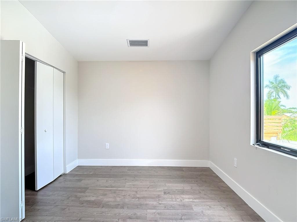 2505 Storter AVE, NAPLES FL 34112-30