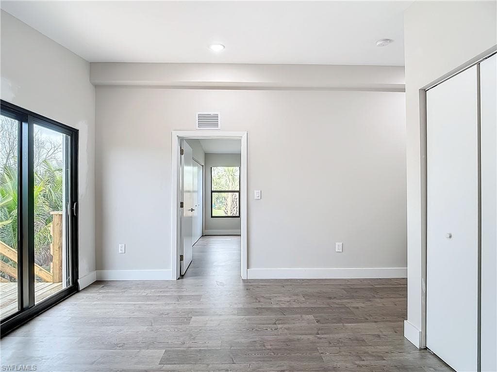 2505 Storter AVE, NAPLES FL 34112-20