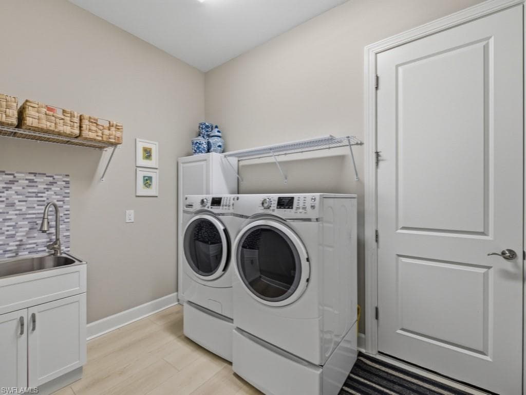 19735 Estero Pointe LN, FORT MYERS FL 33908-21