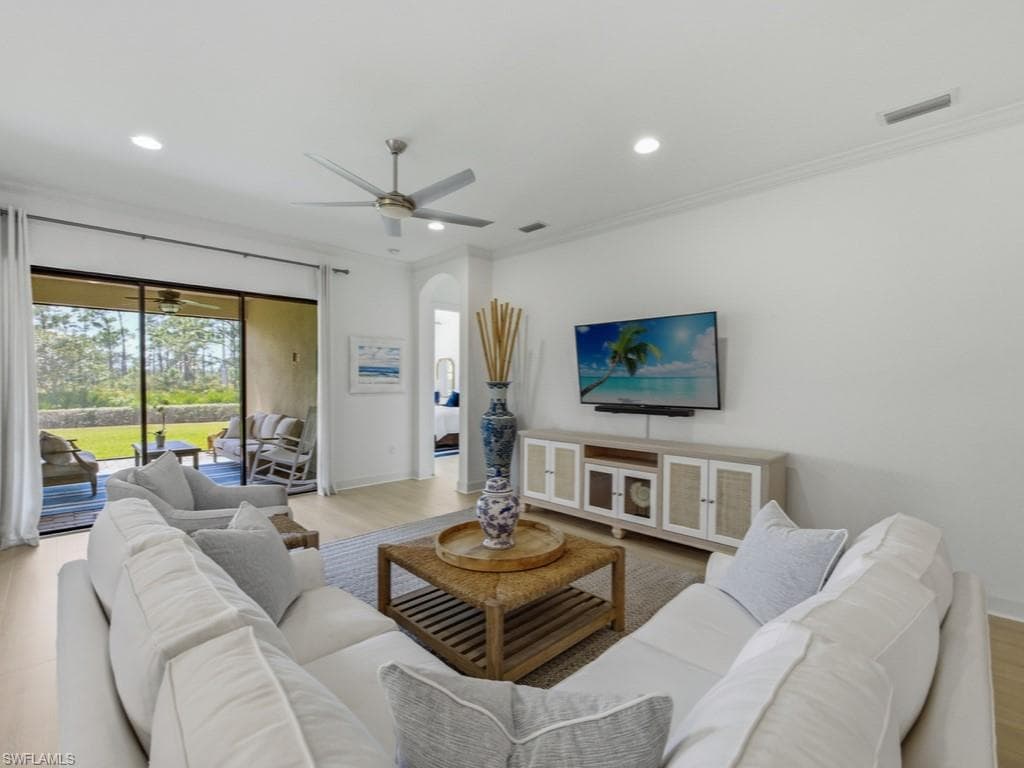 19735 Estero Pointe LN, FORT MYERS FL 33908-6