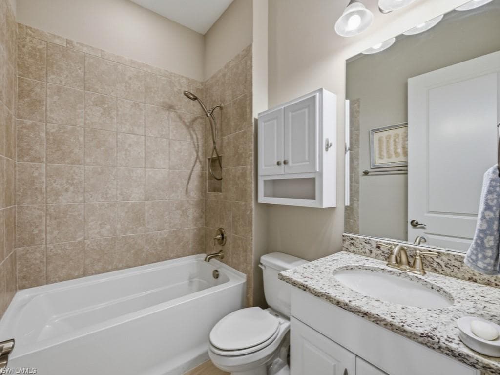 19735 Estero Pointe LN, FORT MYERS FL 33908-17