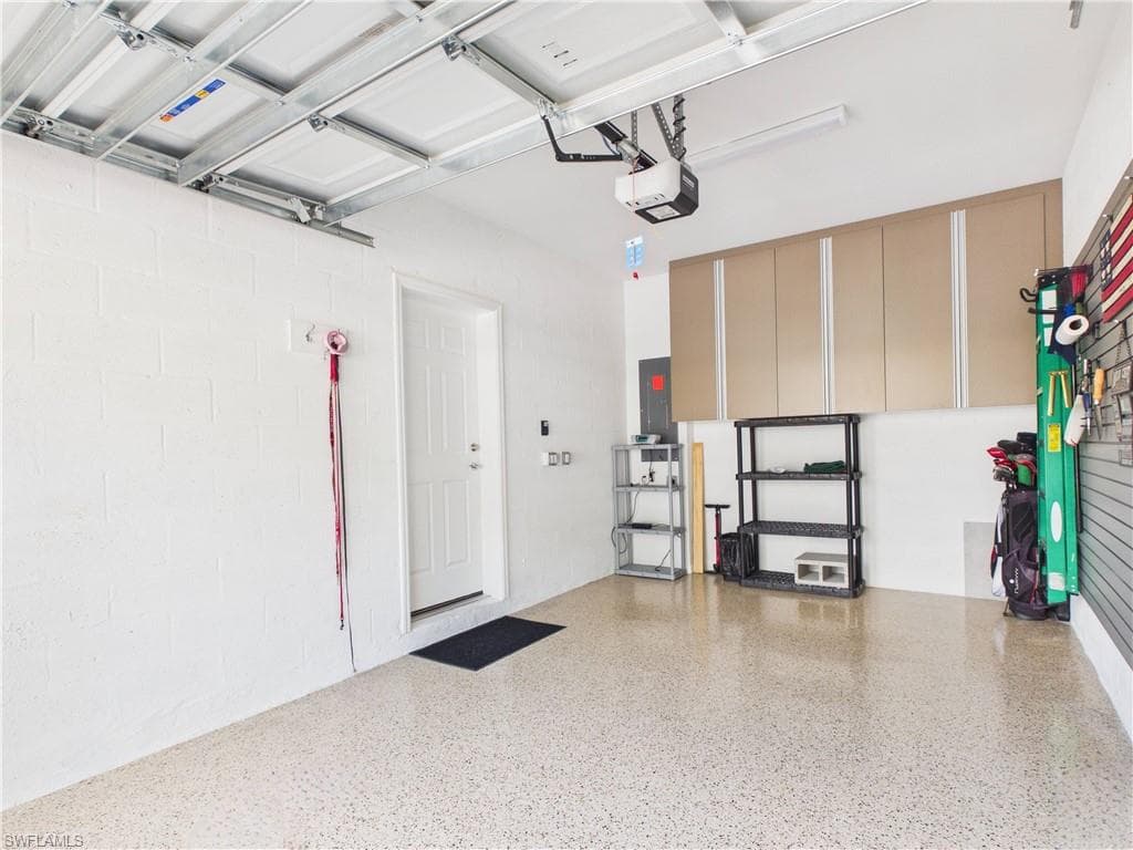 5683 Mayflower WAY 908-33