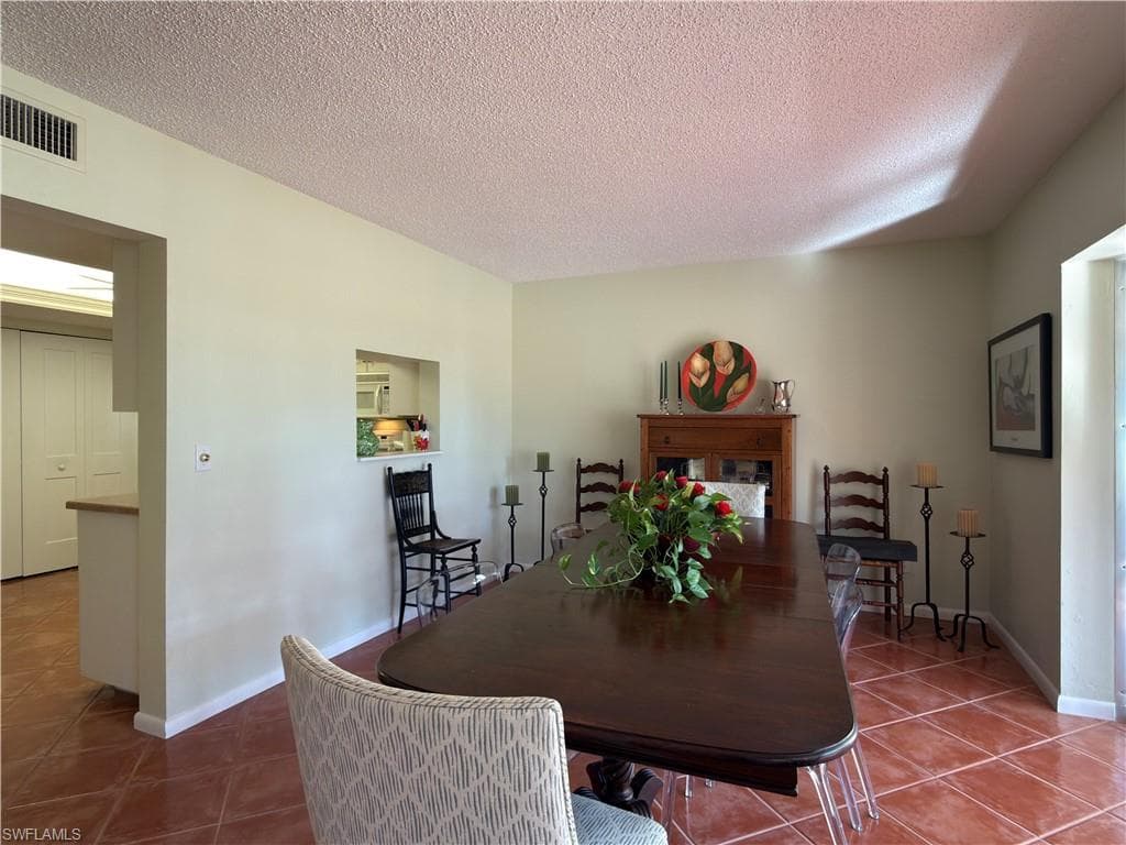 1699 Golf Club DR 3-26