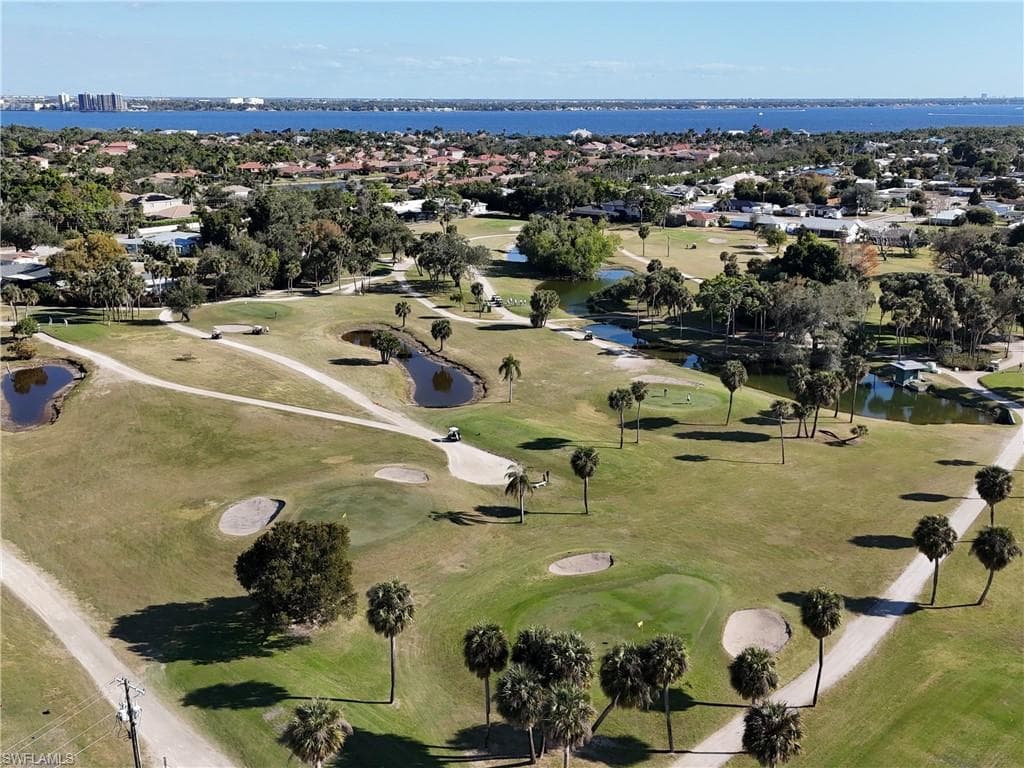 1699 Golf Club DR 3-35