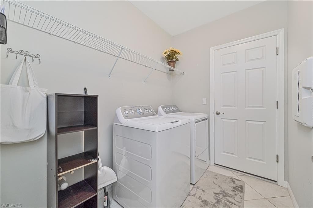 4390 Dutchess Park RD-6