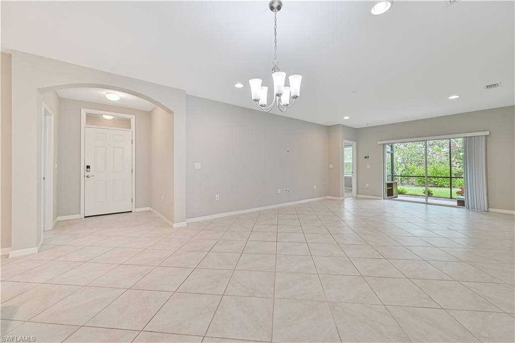 4390 Dutchess Park RD-8