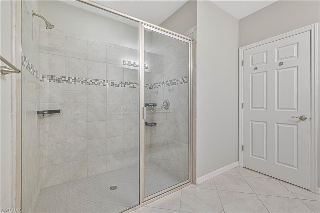 4390 Dutchess Park RD-14