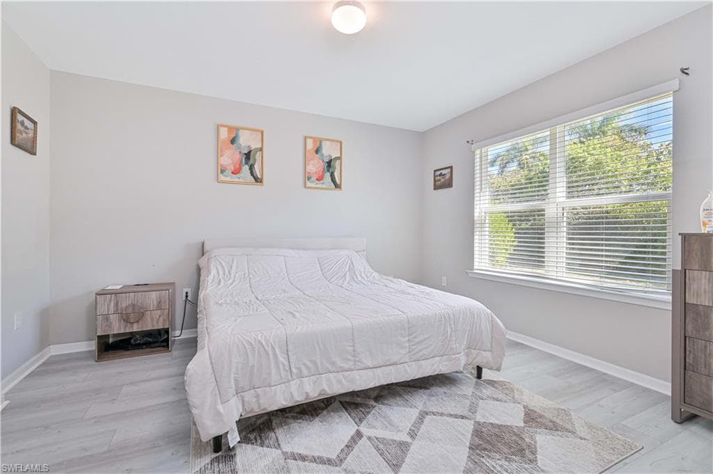 4390 Dutchess Park RD-10