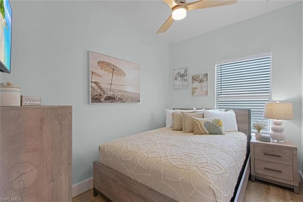 2633 Estero BLVD-19