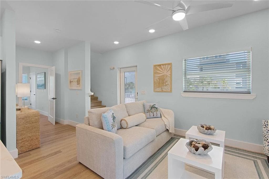 2633 Estero BLVD-13