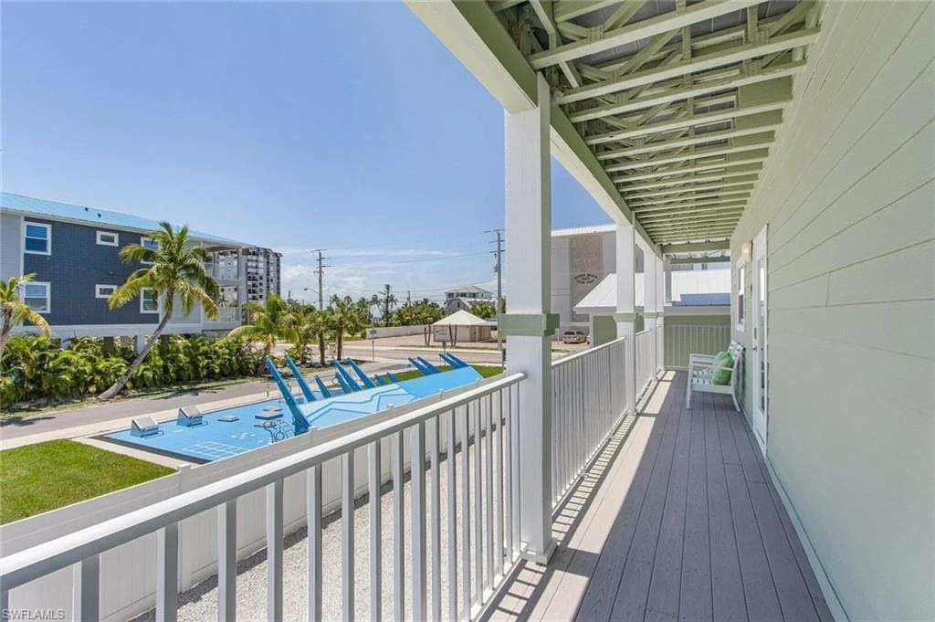 2633 Estero BLVD-24