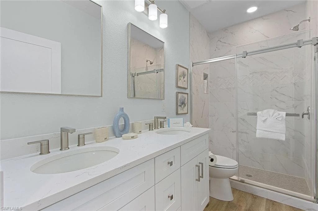 2633 Estero BLVD-20