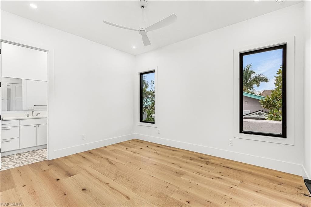 2393 Longboat DR-27