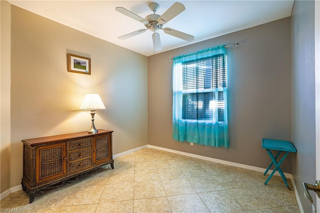 305 Robin Hood CIR 101-17