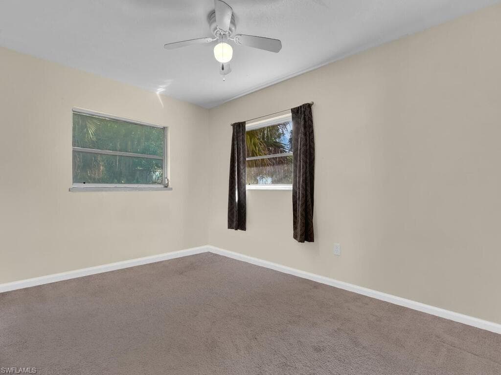 2124 E Gardenia CIR-14